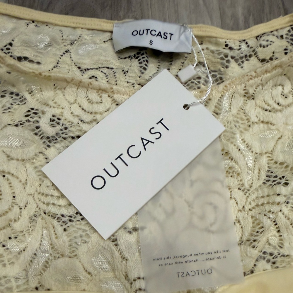 Yellow Lace Women Romper - Picture 3 of 5